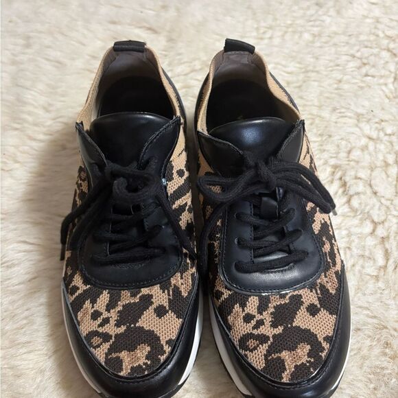 Vince Camuto Black and Tan Leopard Print Sneakers with Chunky Sole - Picture 4 of 8